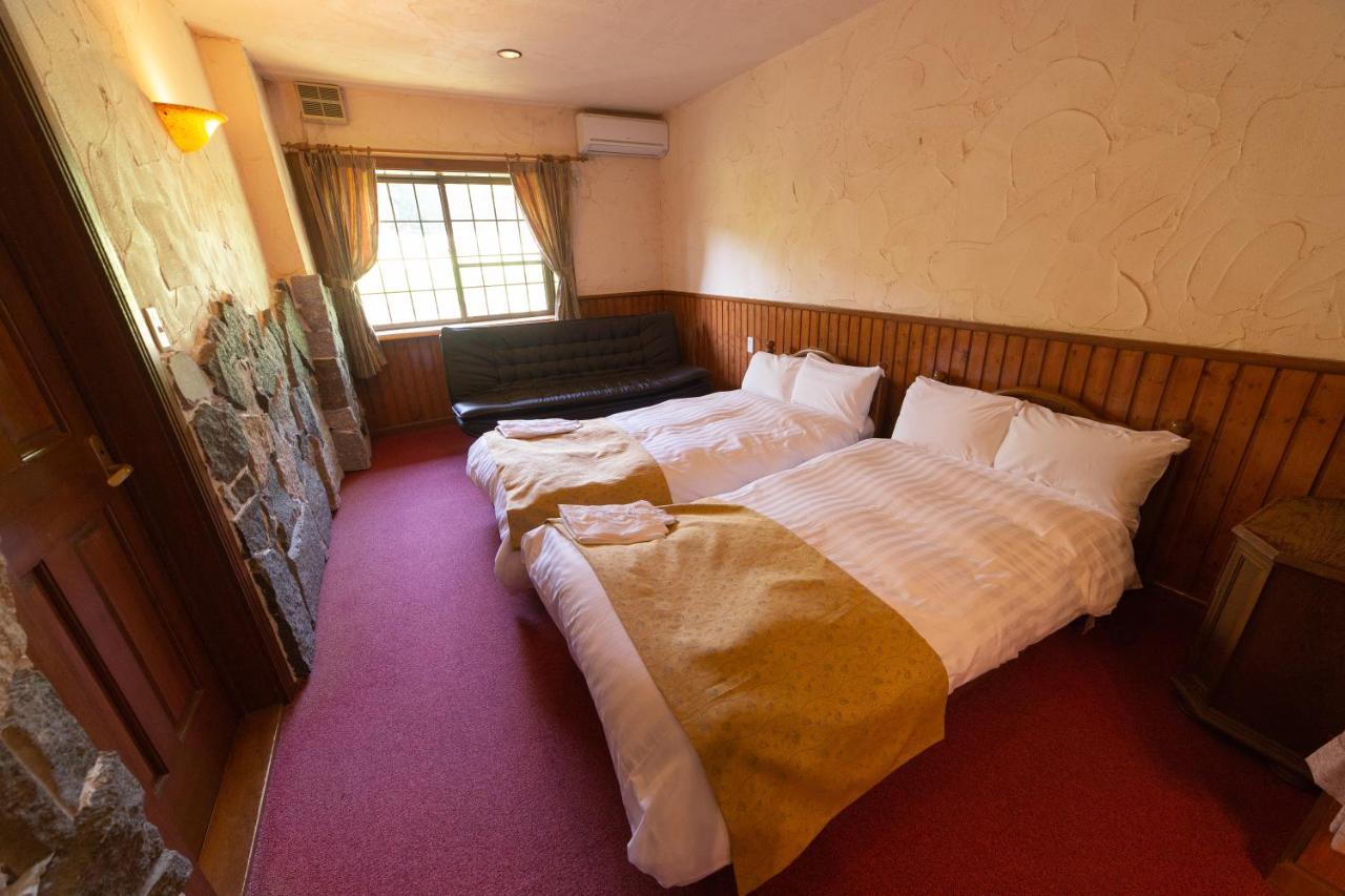 มินามิ อะโซะ ลูนา ออบเซอร์วาทอรี โอแบร์ฌ โมริ โนะ อเตลิเย Hotel Minamiaso ภายนอก รูปภาพ