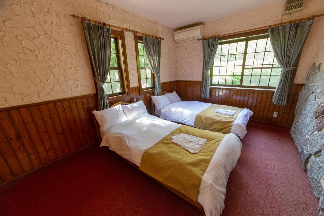 มินามิ อะโซะ ลูนา ออบเซอร์วาทอรี โอแบร์ฌ โมริ โนะ อเตลิเย Hotel Minamiaso ภายนอก รูปภาพ